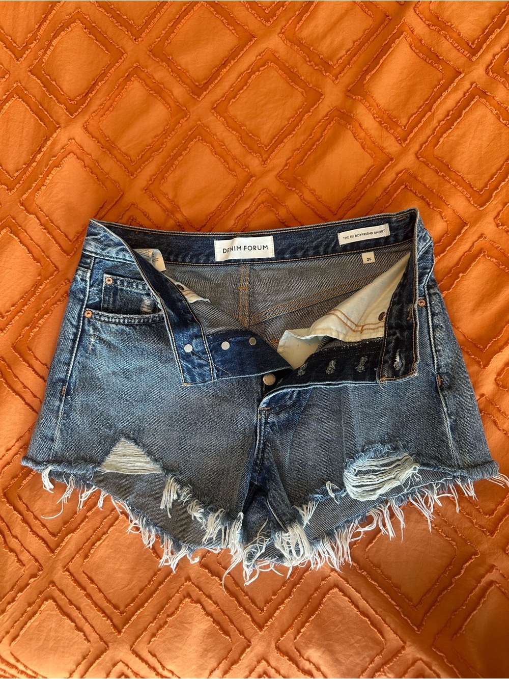 Denim Forum Ex Boyfriend Shorts - Picture 3 of 6
